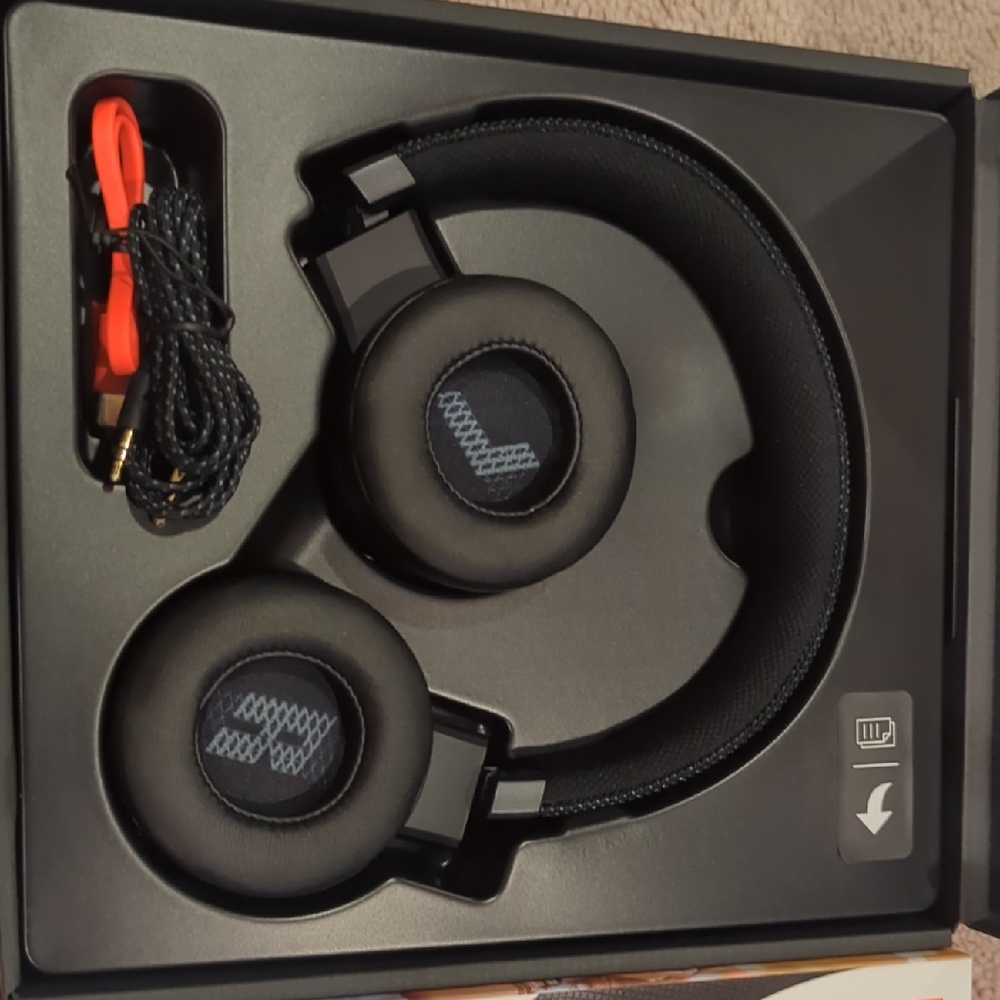 JBL Black On-Ear Headphones with Red Cable